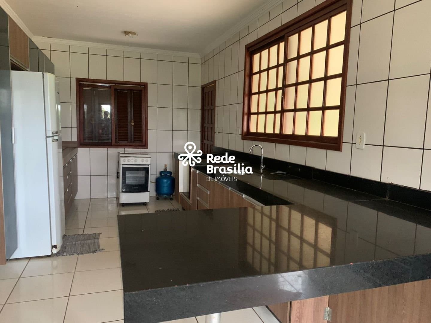 Imagem da propriedade DI648 6