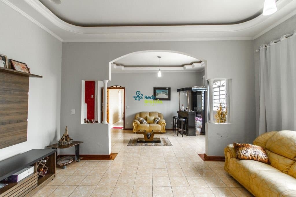 Imagem da propriedade CO6628 3
