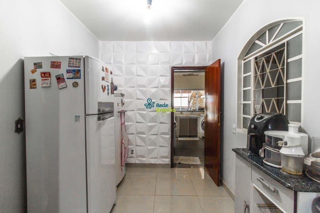 Imagem da propriedade CO6628 9