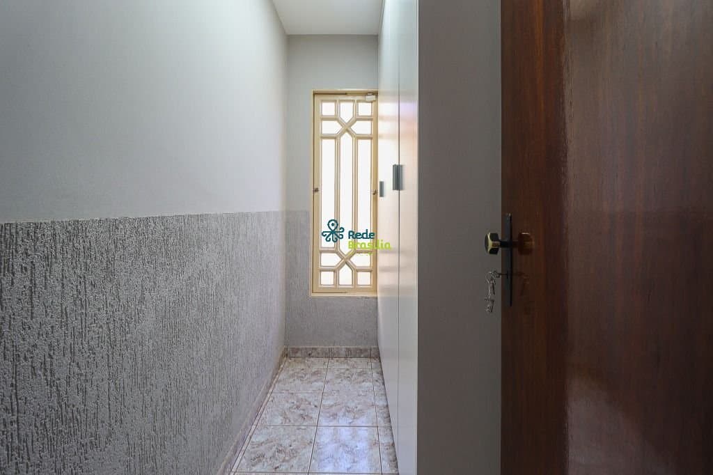 Imagem da propriedade CO8213 25
