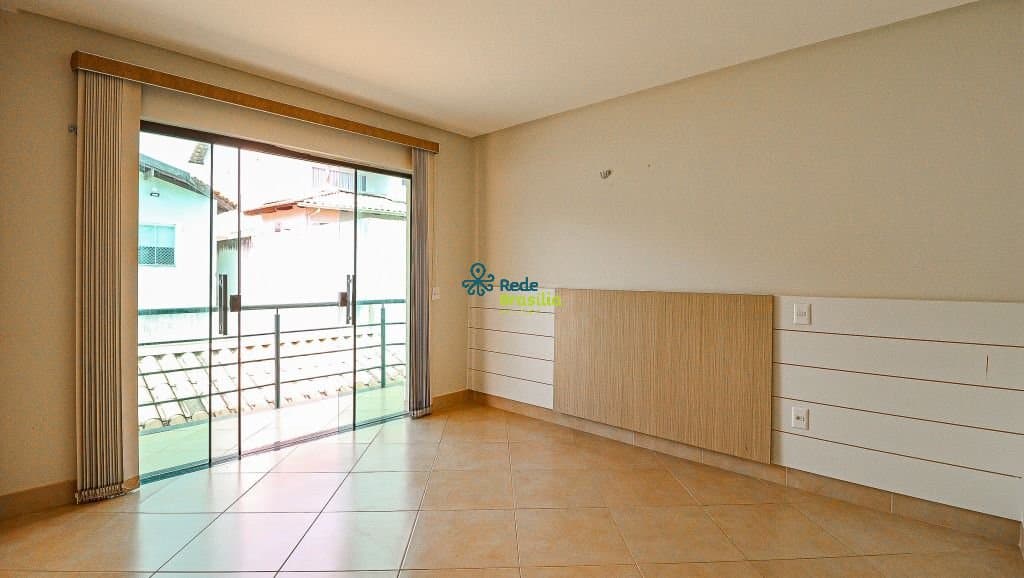 Imagem da propriedade CO9156 34