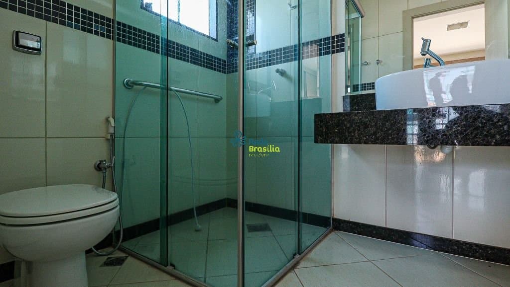 Imagem da propriedade CO9156 37
