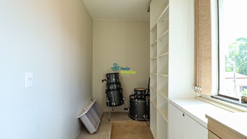 Imagem da propriedade CO9156 29