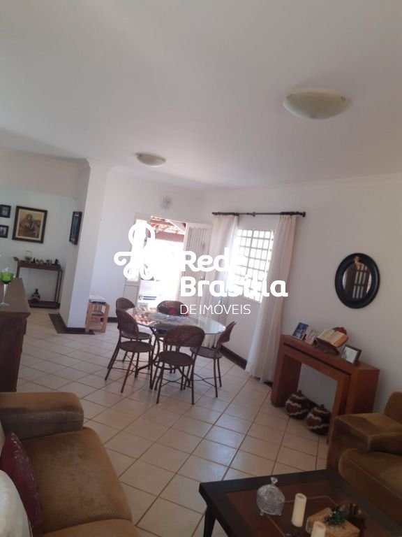 Imagem da propriedade PD2904 12