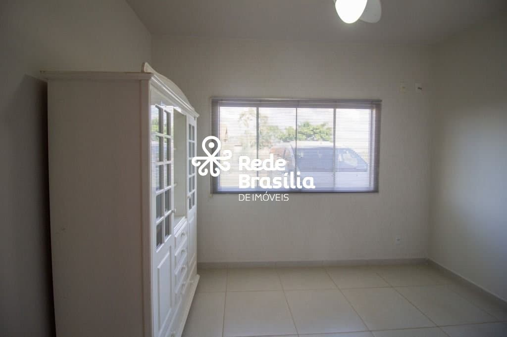 Imagem da propriedade PD728 30