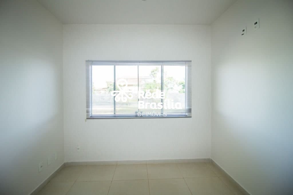 Imagem da propriedade PD728 31