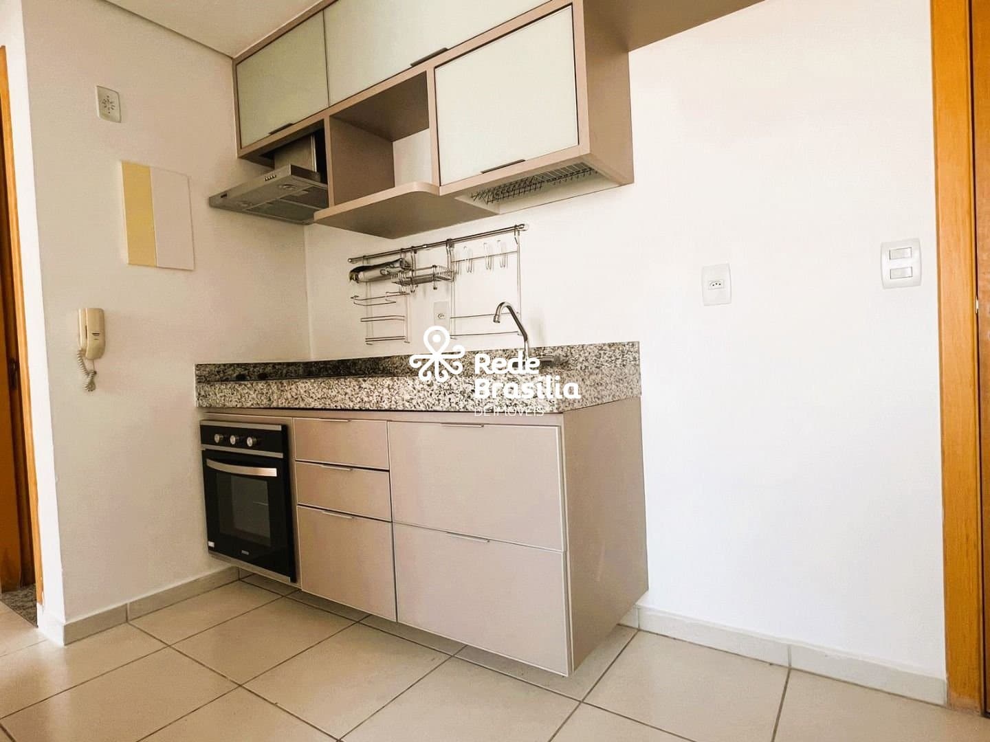 Imagem da propriedade TH28887 16