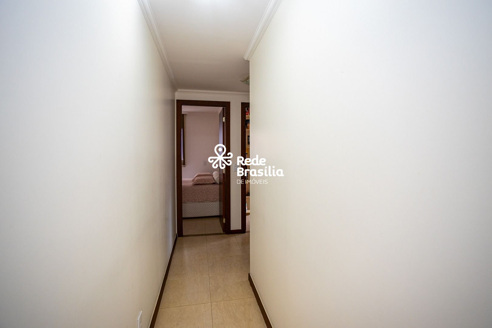 Imagem da propriedade UB1412 24