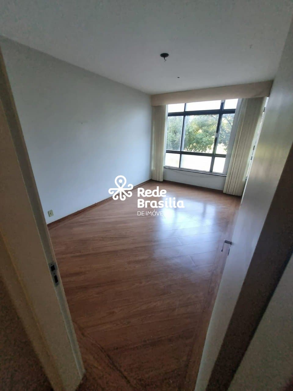 Imagem da propriedade UB1545 3