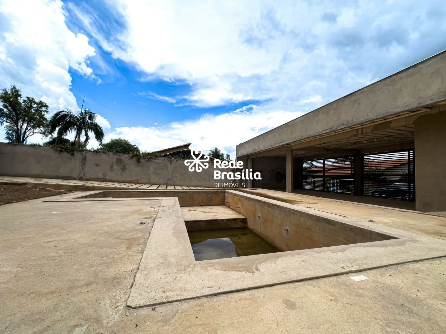 Imagem da propriedade UB971 13